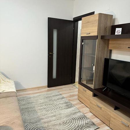 Luxury Young Residence Iasi Esterno foto