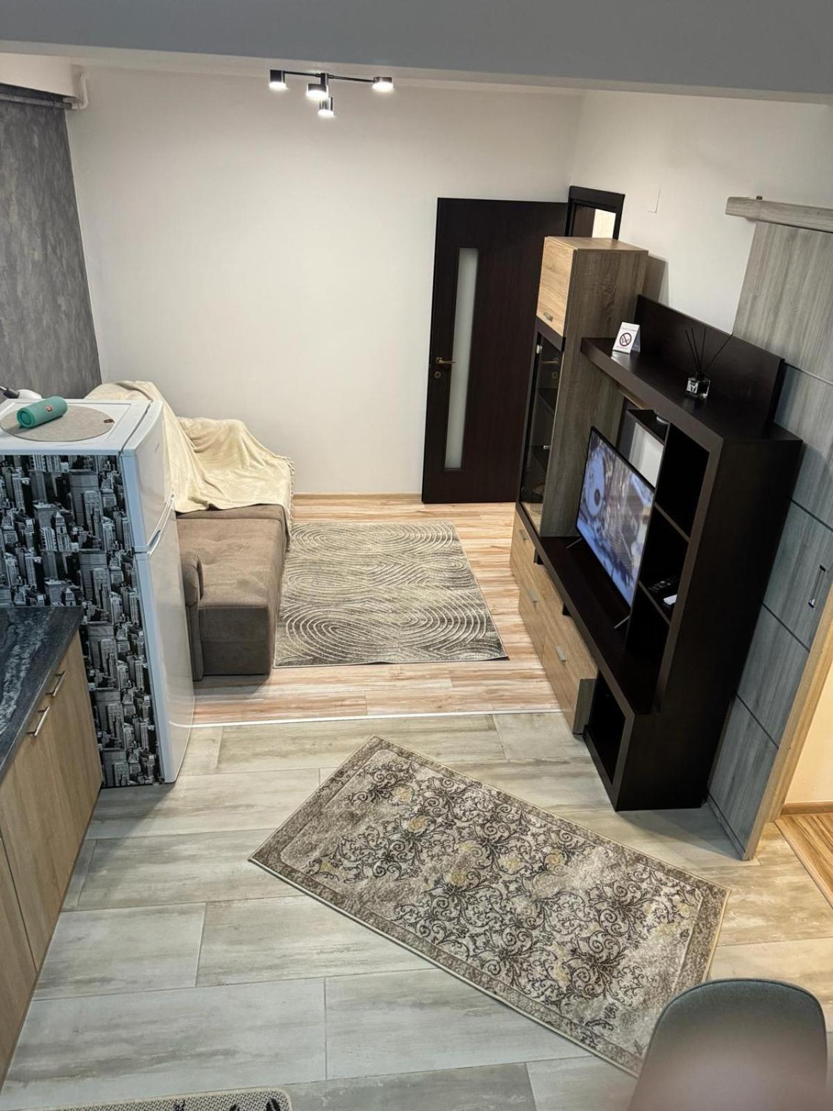 Luxury Young Residence Iasi Esterno foto