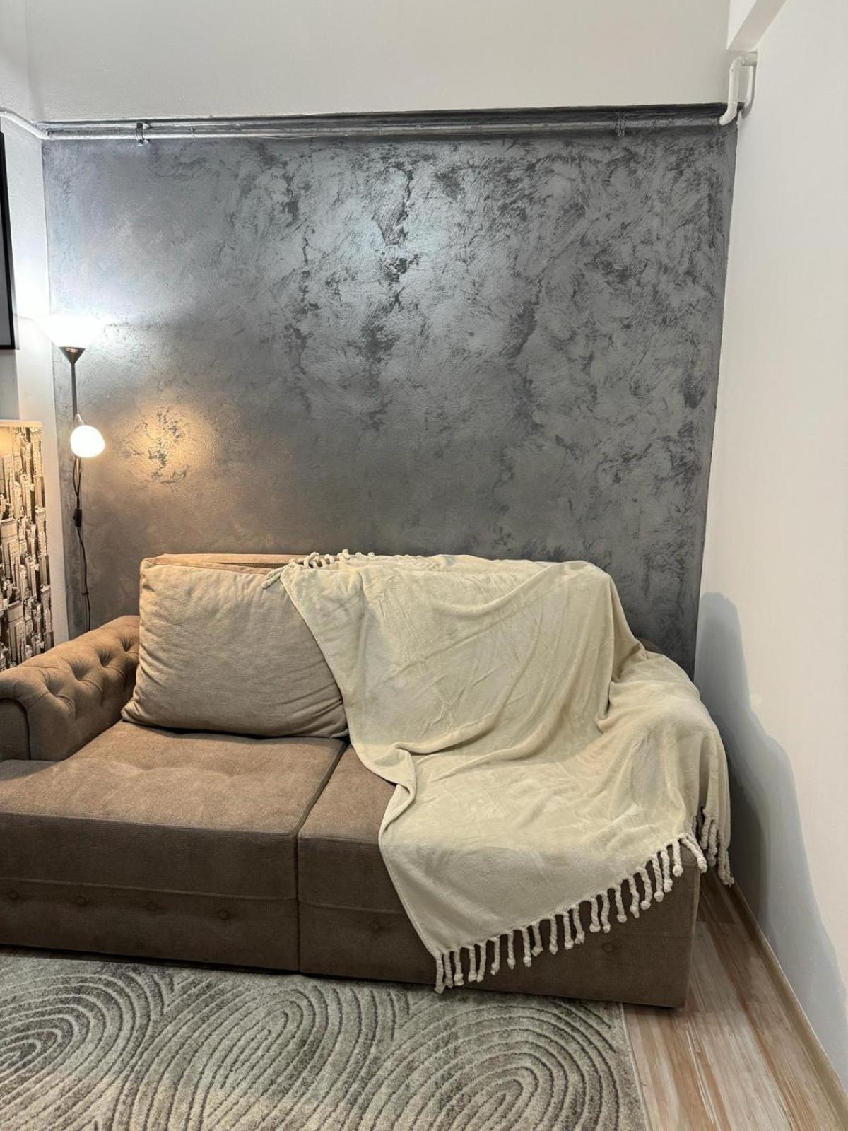 Luxury Young Residence Iasi Esterno foto