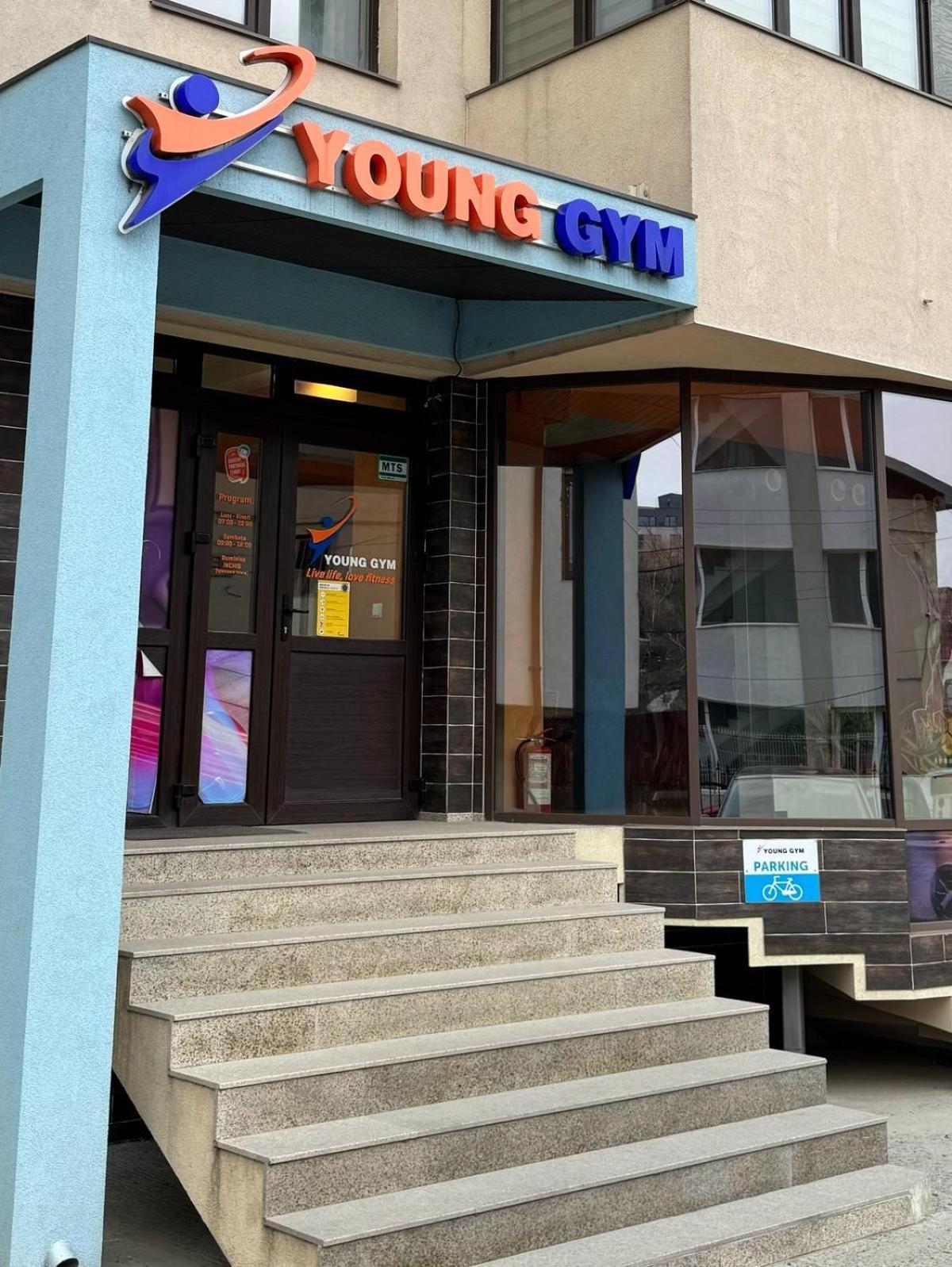 Luxury Young Residence Iasi Esterno foto